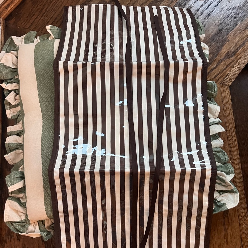 Henri Bendel Brown and White Travel Jewelry Case - Picture 4 of 5